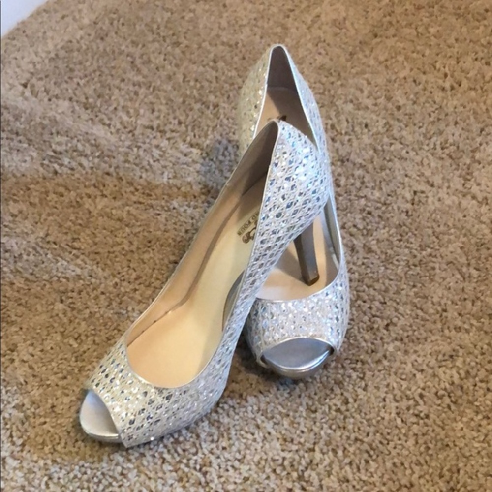 Coach and Four beautiful heels